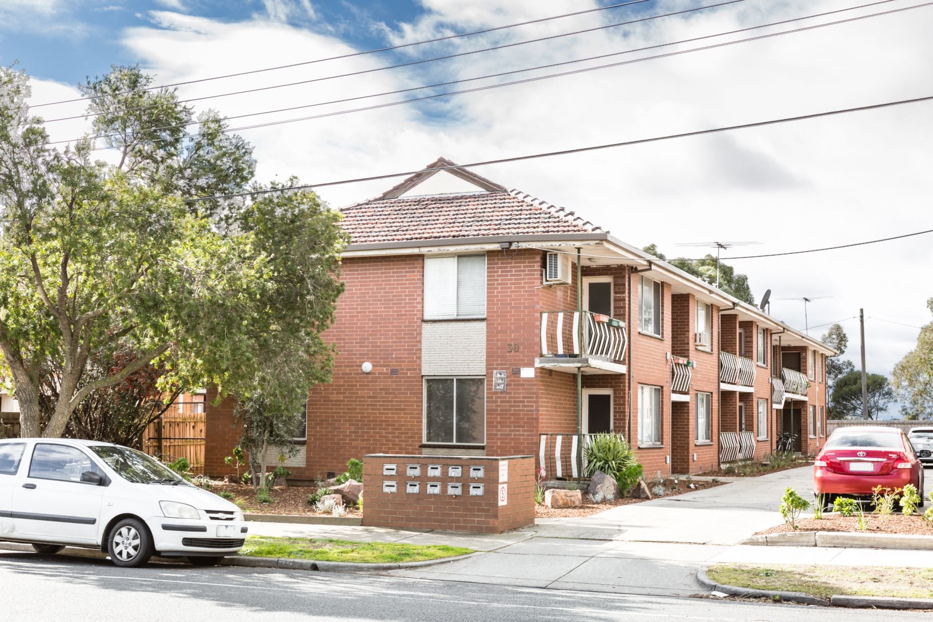2/30 Eldridge Street, Footscray - Thumbnail 2