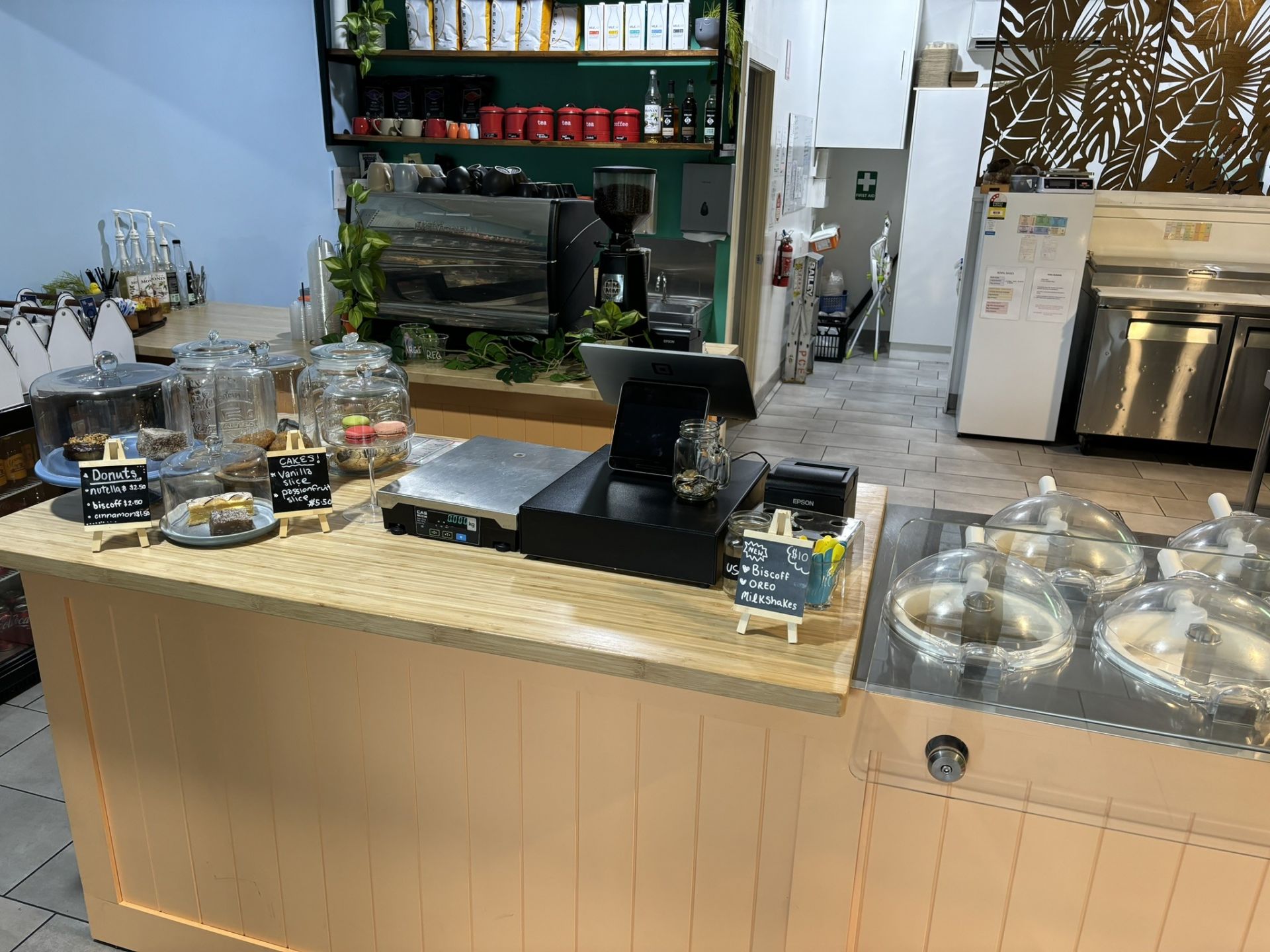 Shop 1 & 2/4 Arcadia Road, Nelly Bay