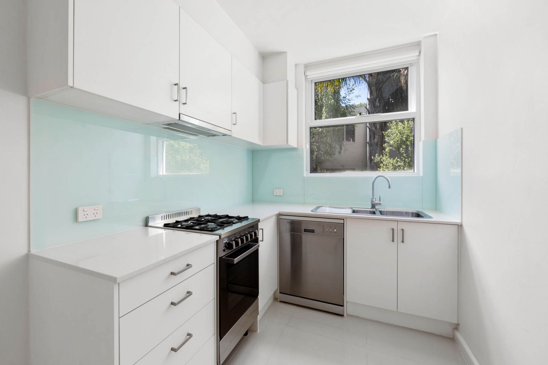 17/213 Williams Road, South Yarra - Thumbnail 2