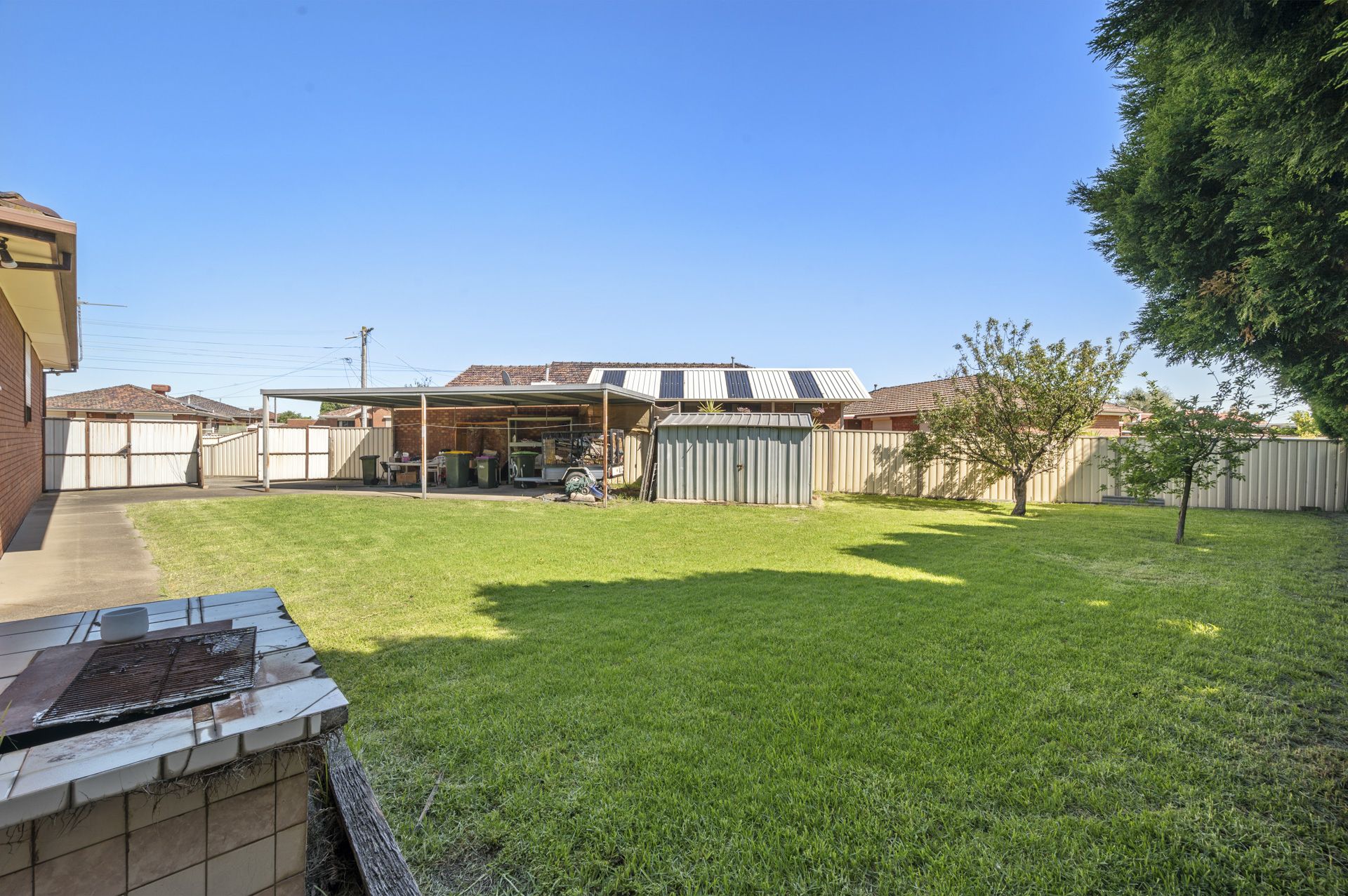 ELEVATED BEAUTY - LAND APPROX 737m2