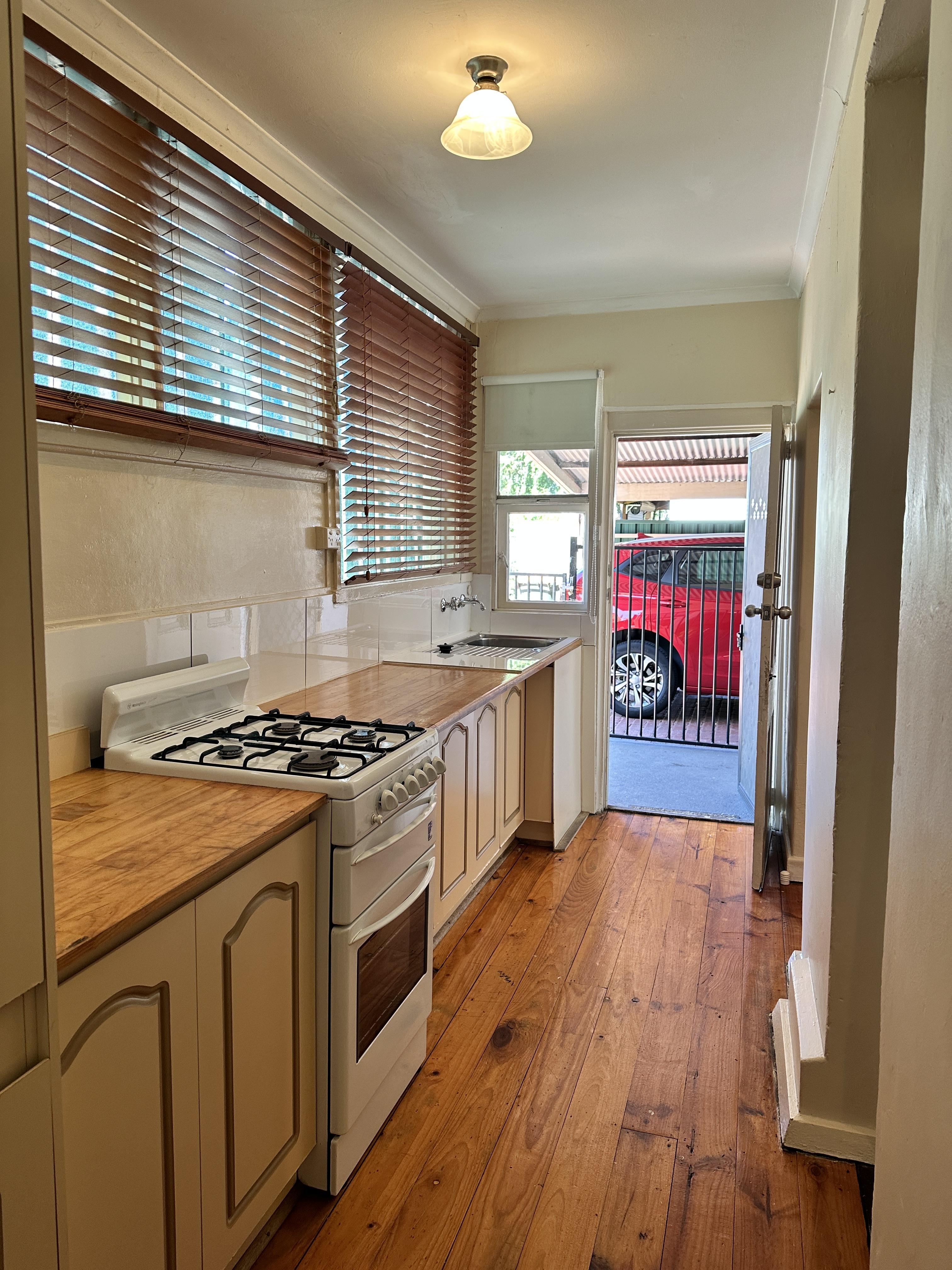 2/145 South Road Mile End 5031