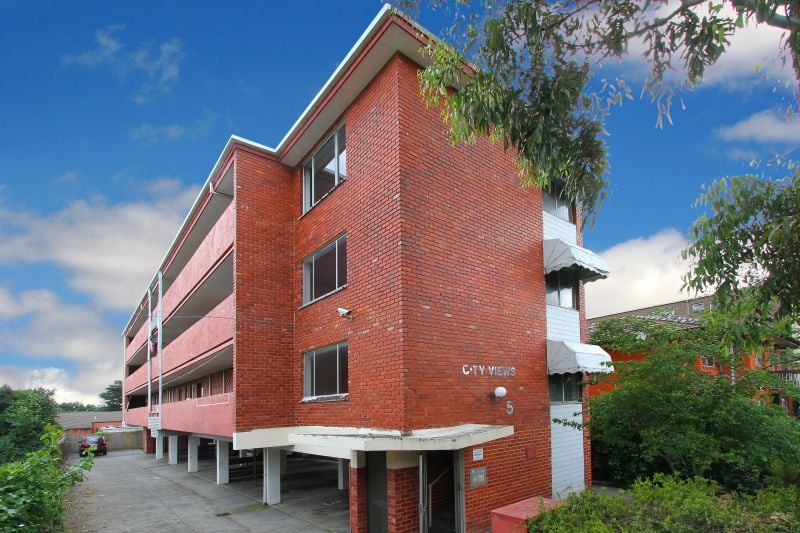3/5 Cooma Street, Preston