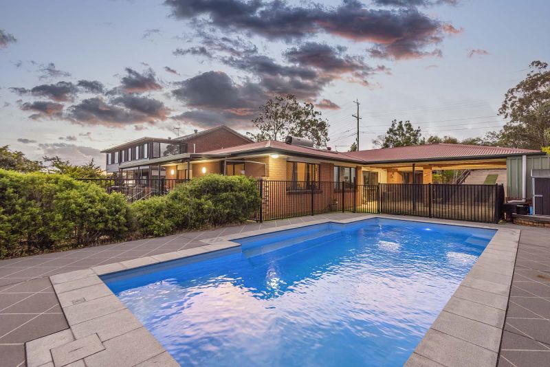 Real Estate For Sale 138 Barbaralla Drive Springwood , QLD