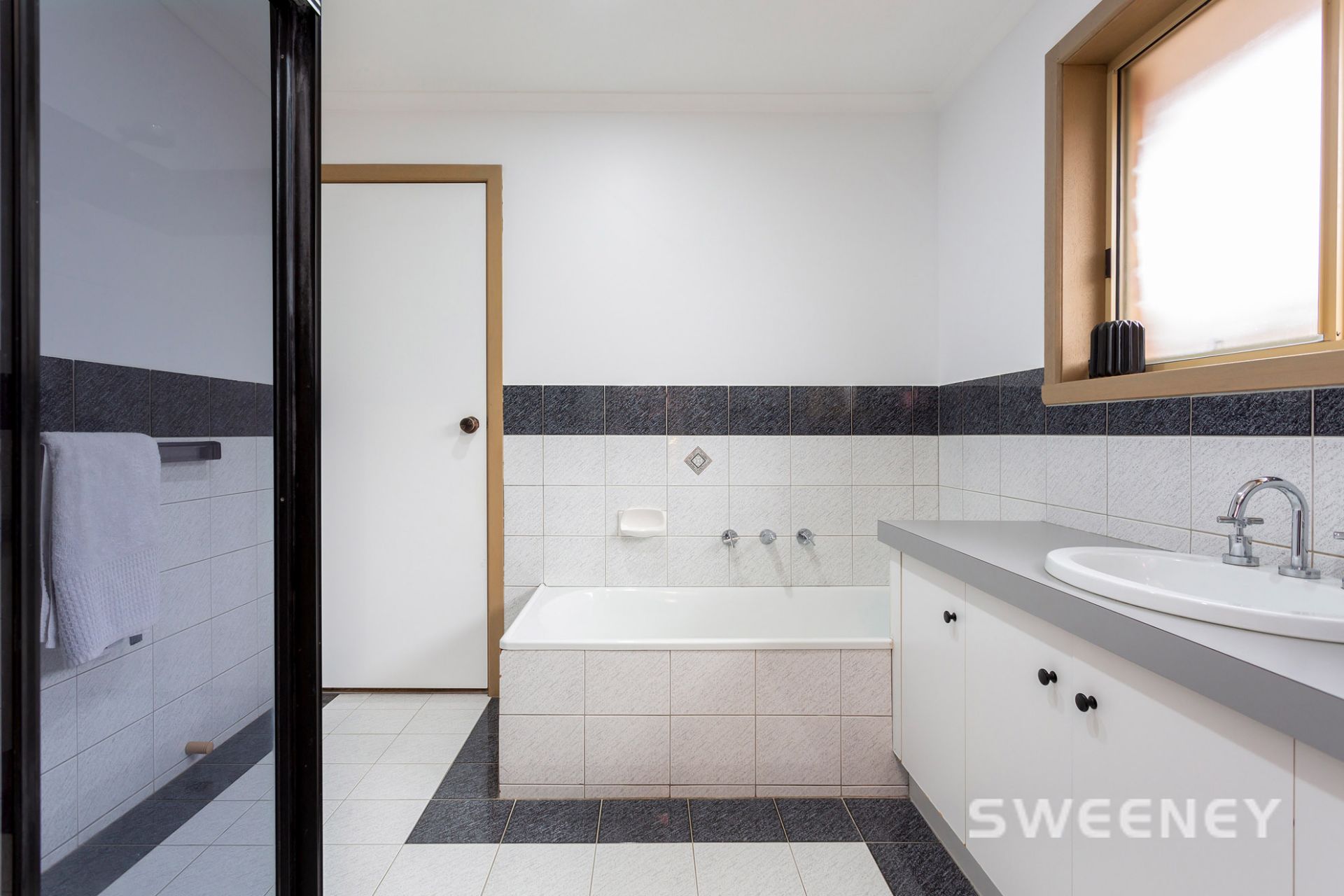 62 Rosebery Street, Altona Meadows - Thumbnail 7