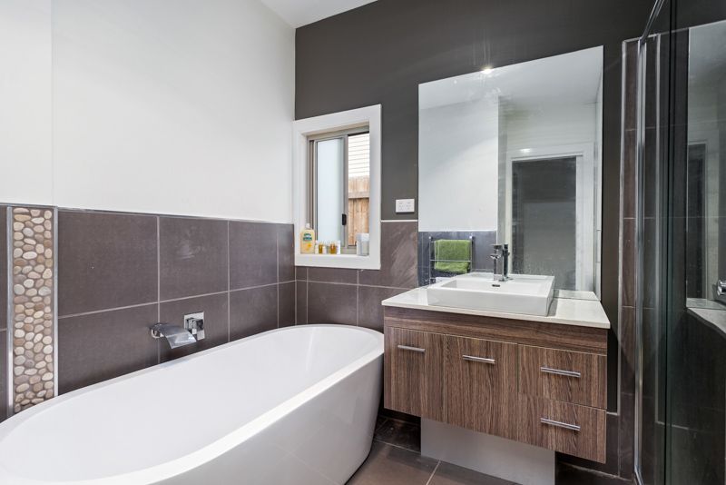 104 Powell Street, Yarraville - Thumbnail 4
