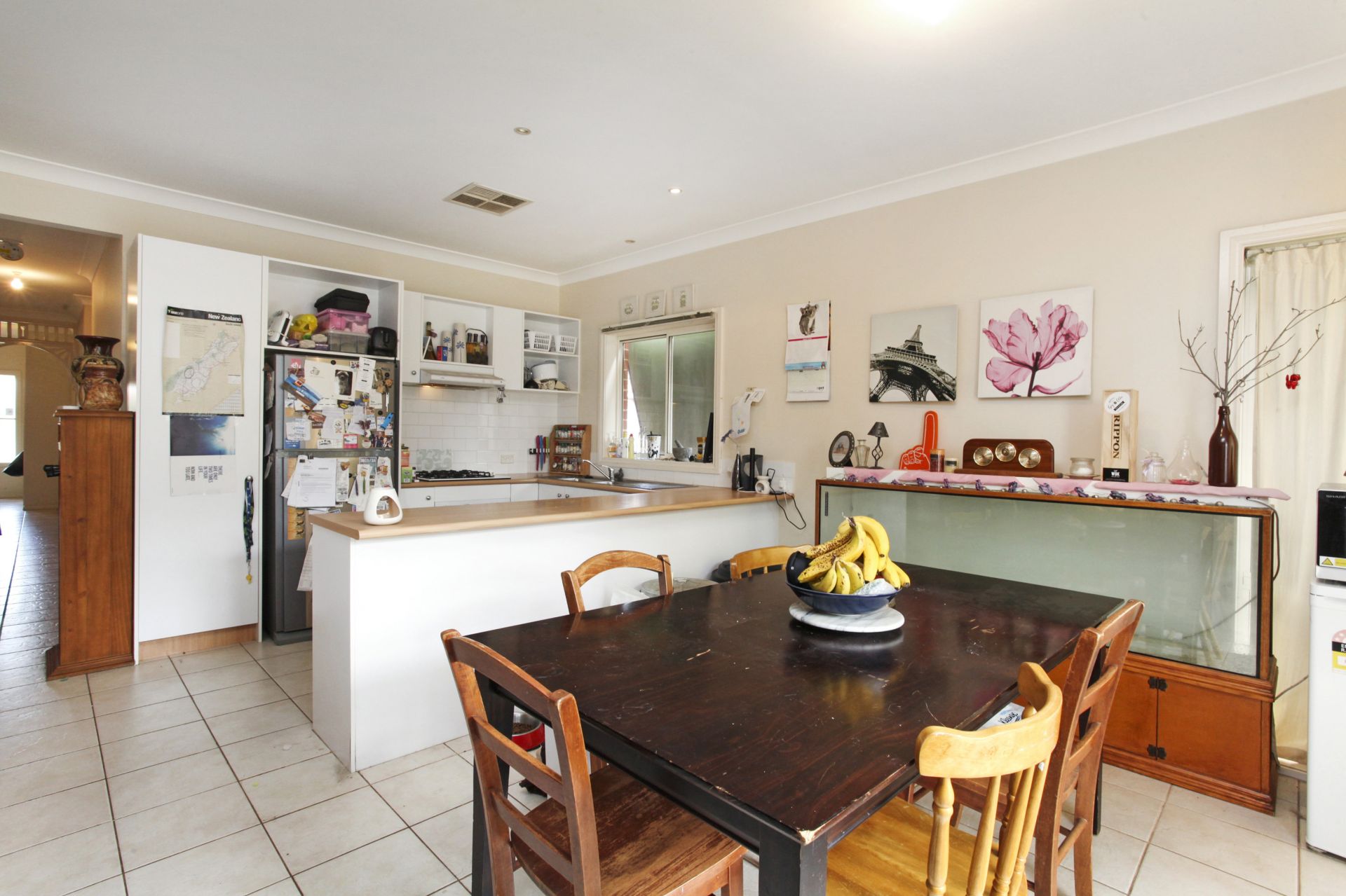 14 Cleland Way, Caroline Springs - Thumbnail 4