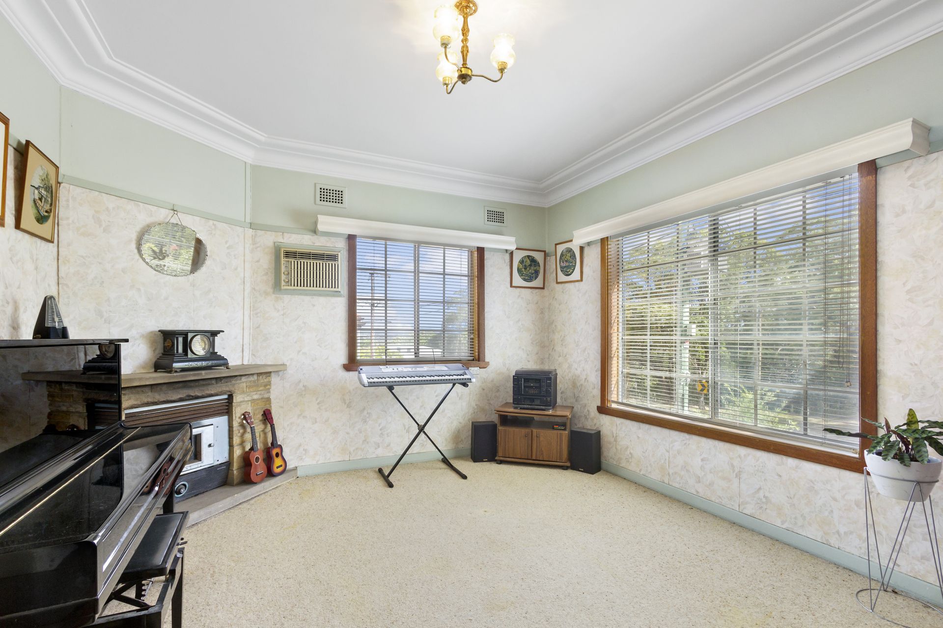 Real Estate For Sale 53 Compton Street North Lambton , NSW