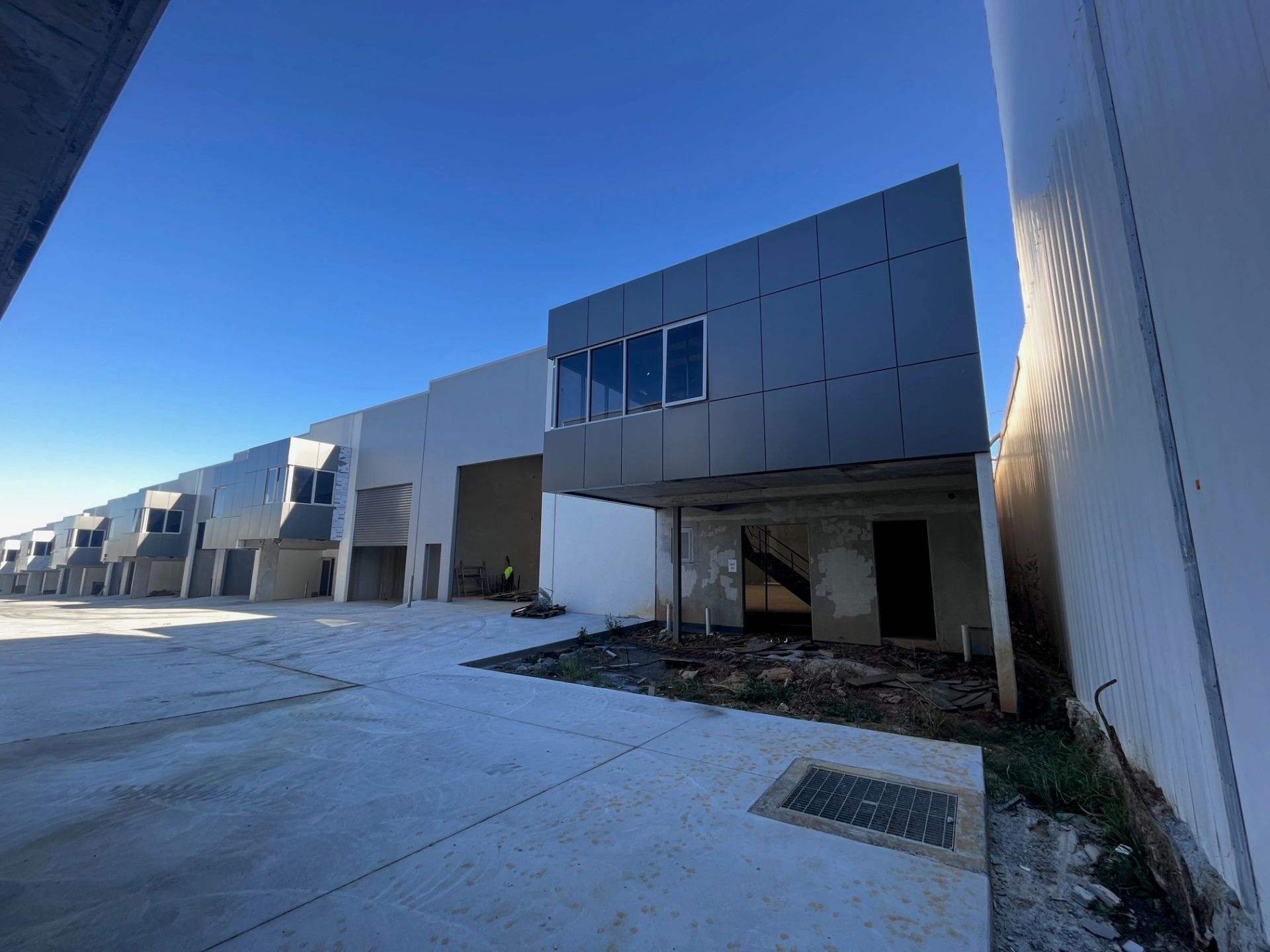 32/55 Anderson Road, SMEATON GRANGE Combined Commercial