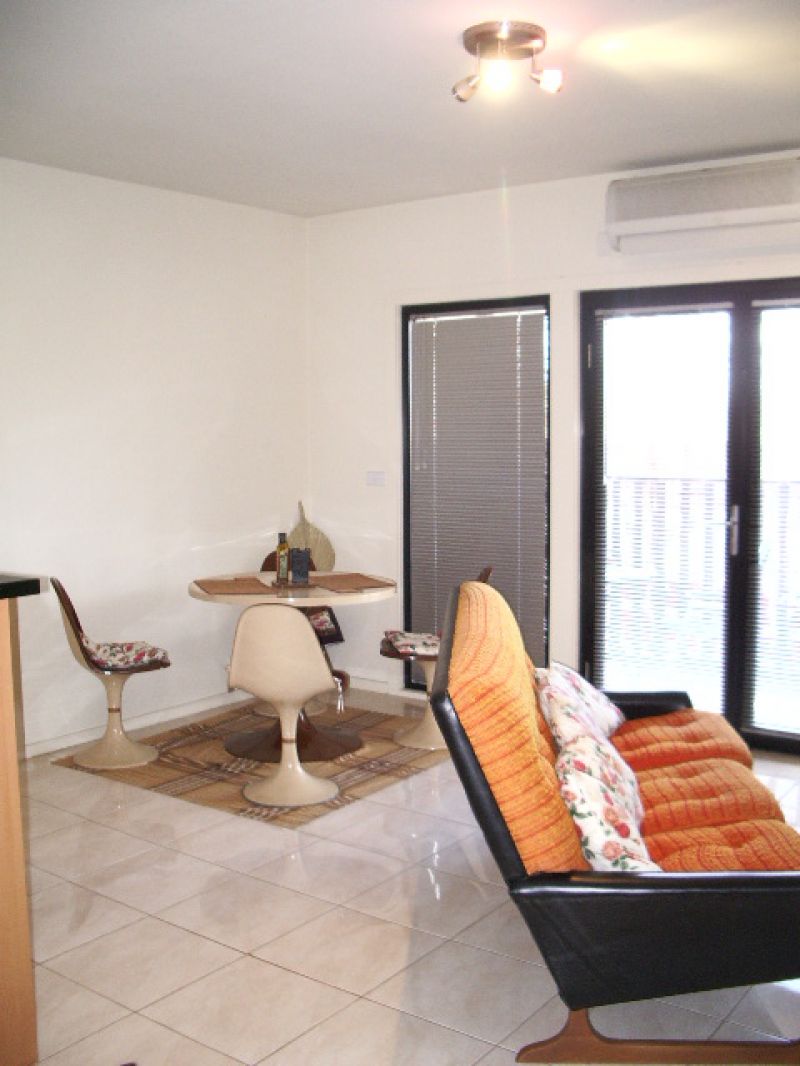 A 2/61 Grant Street, Bacchus Marsh - Thumbnail 5