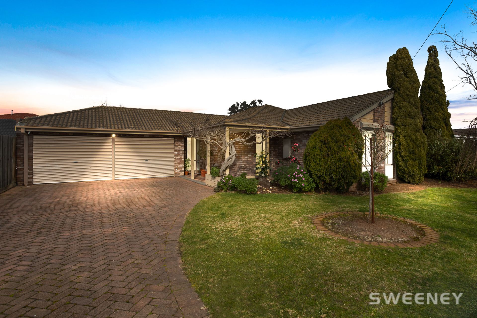 15 Trembath Court, Altona Meadows - Thumbnail 2
