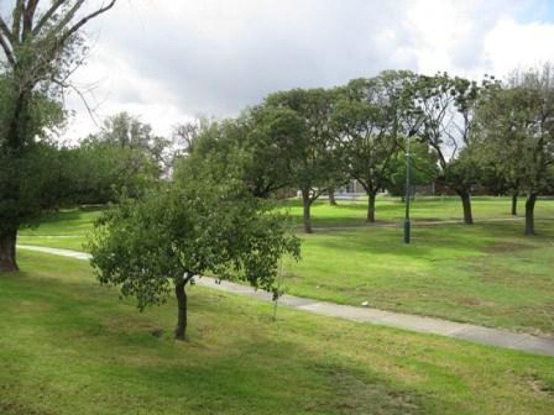 Studio Apartment in an Unbeatable Location!