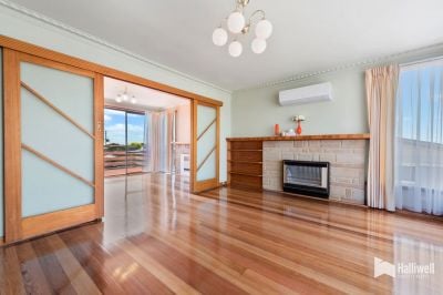 3
 
 
 
  
 
 
 1
 
 
 
  
 
 
 1
 
 
 
 
 
 
 
 33 Manning Crescent, Devonport TAS 7310, Devonport - Thumbnail 7