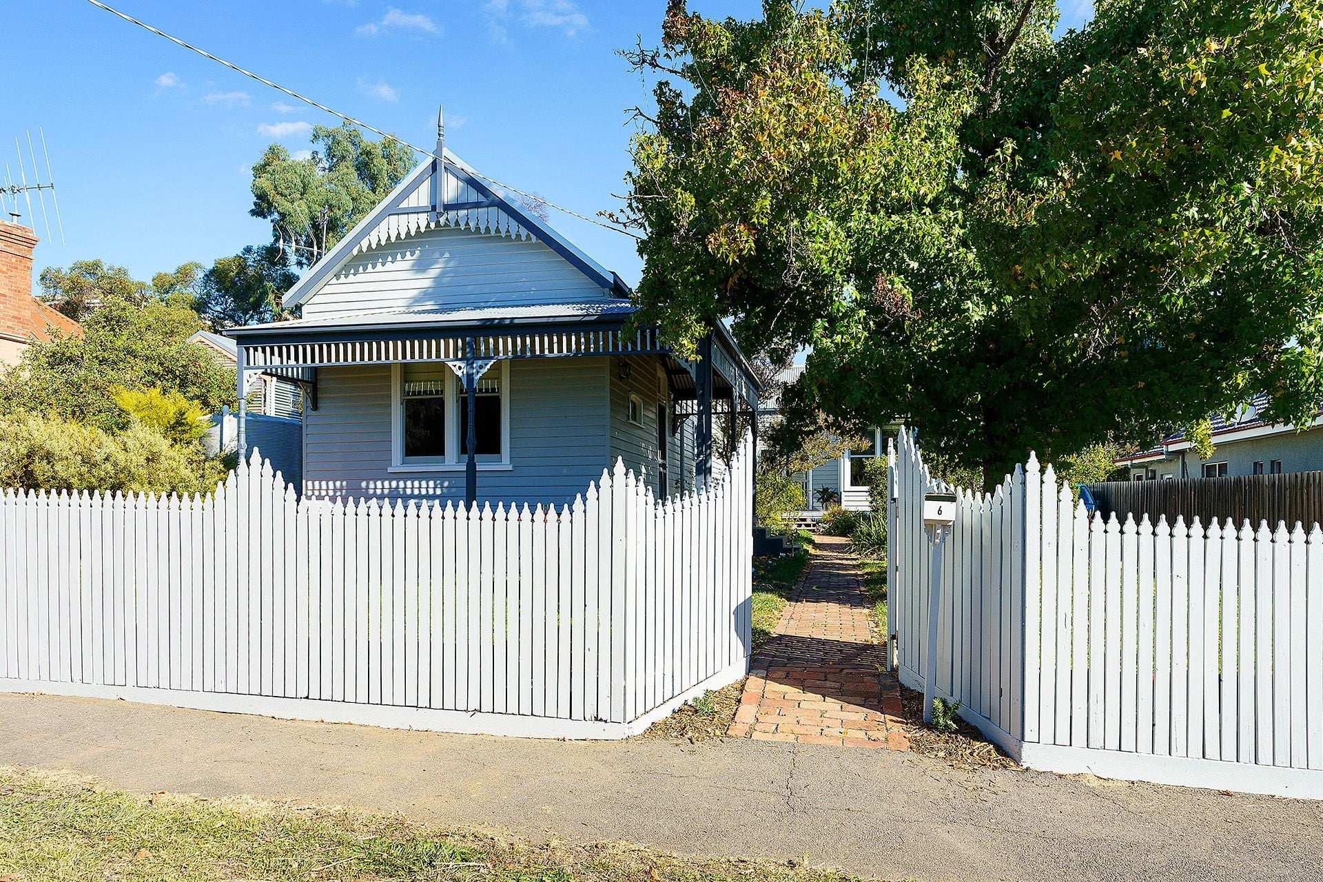 6 Myring Street, Castlemaine - Thumbnail 2