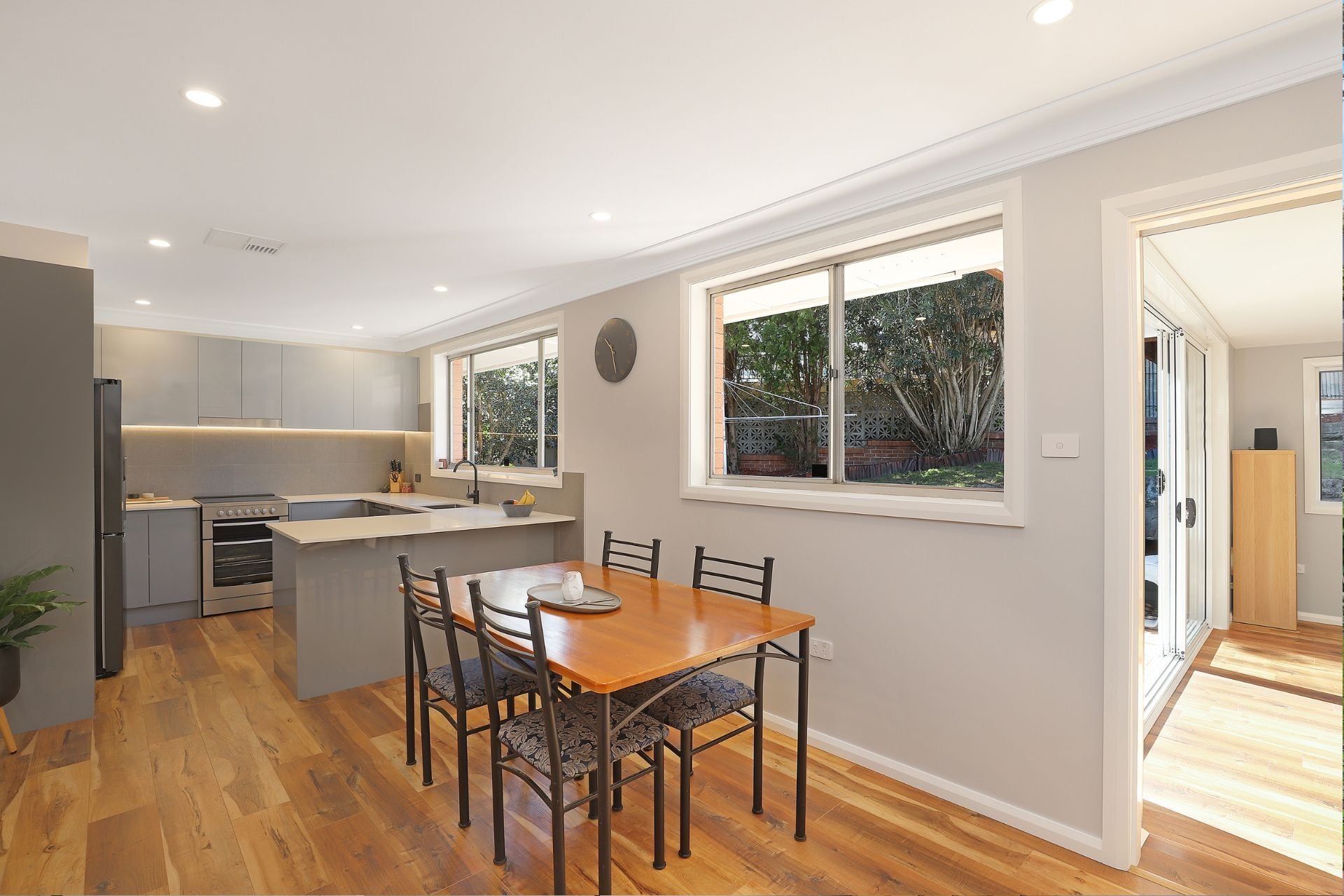 13 Vista Avenue, Peakhurst Heights, Peakhurst Heights - Thumbnail 5