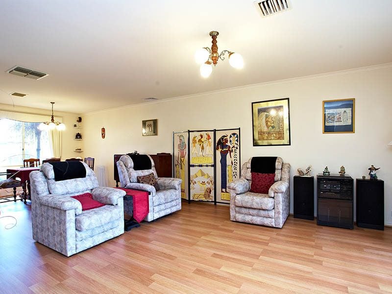 8 Addison Place, Seabrook - Thumbnail 8