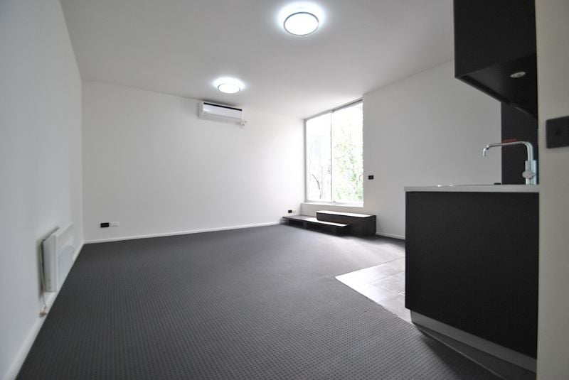 7/186 Barkly Street, St Kilda - Thumbnail 3