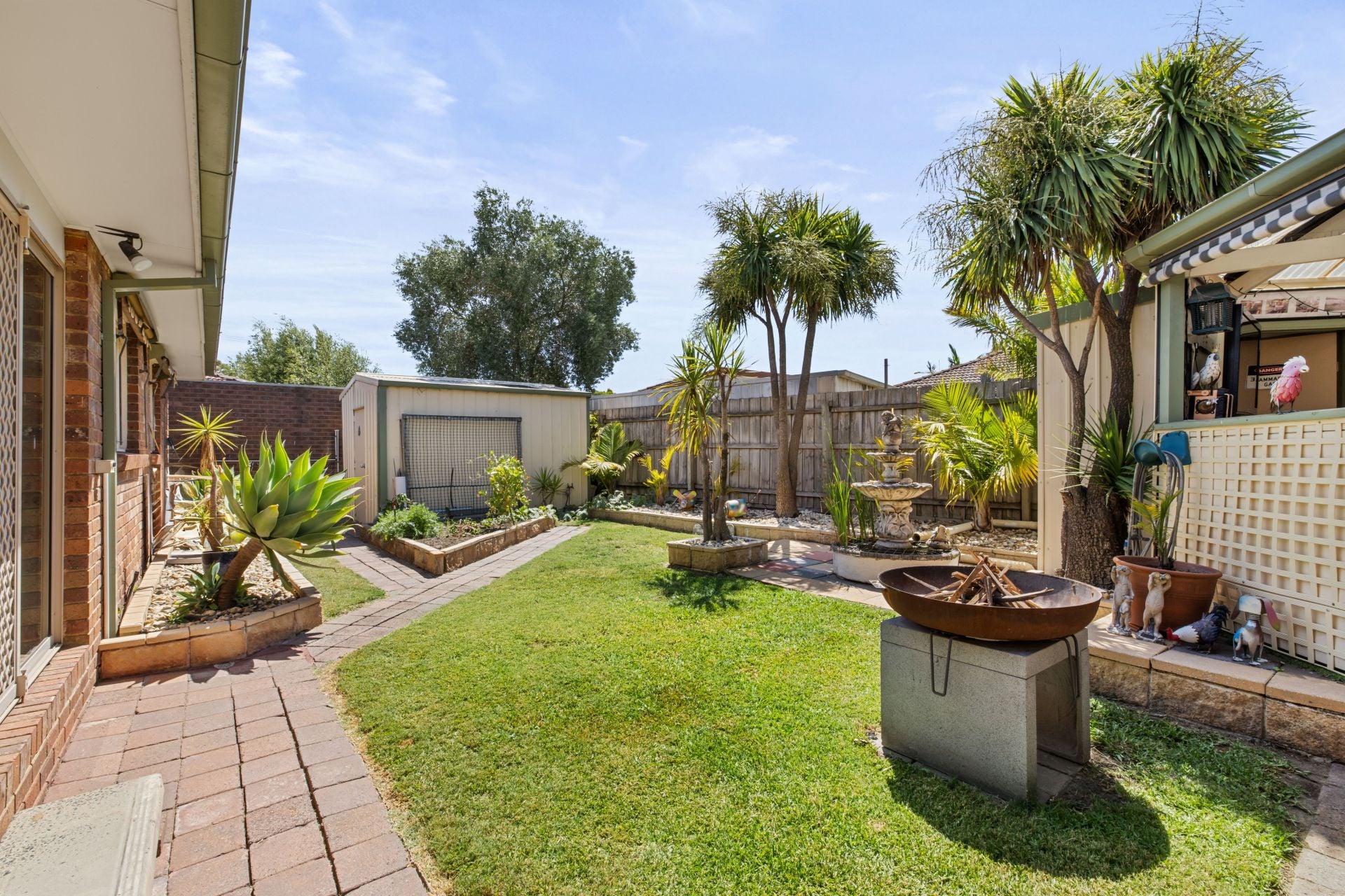 Indoor-Outdoor Spaces For An Unmatched Family Lifestyle