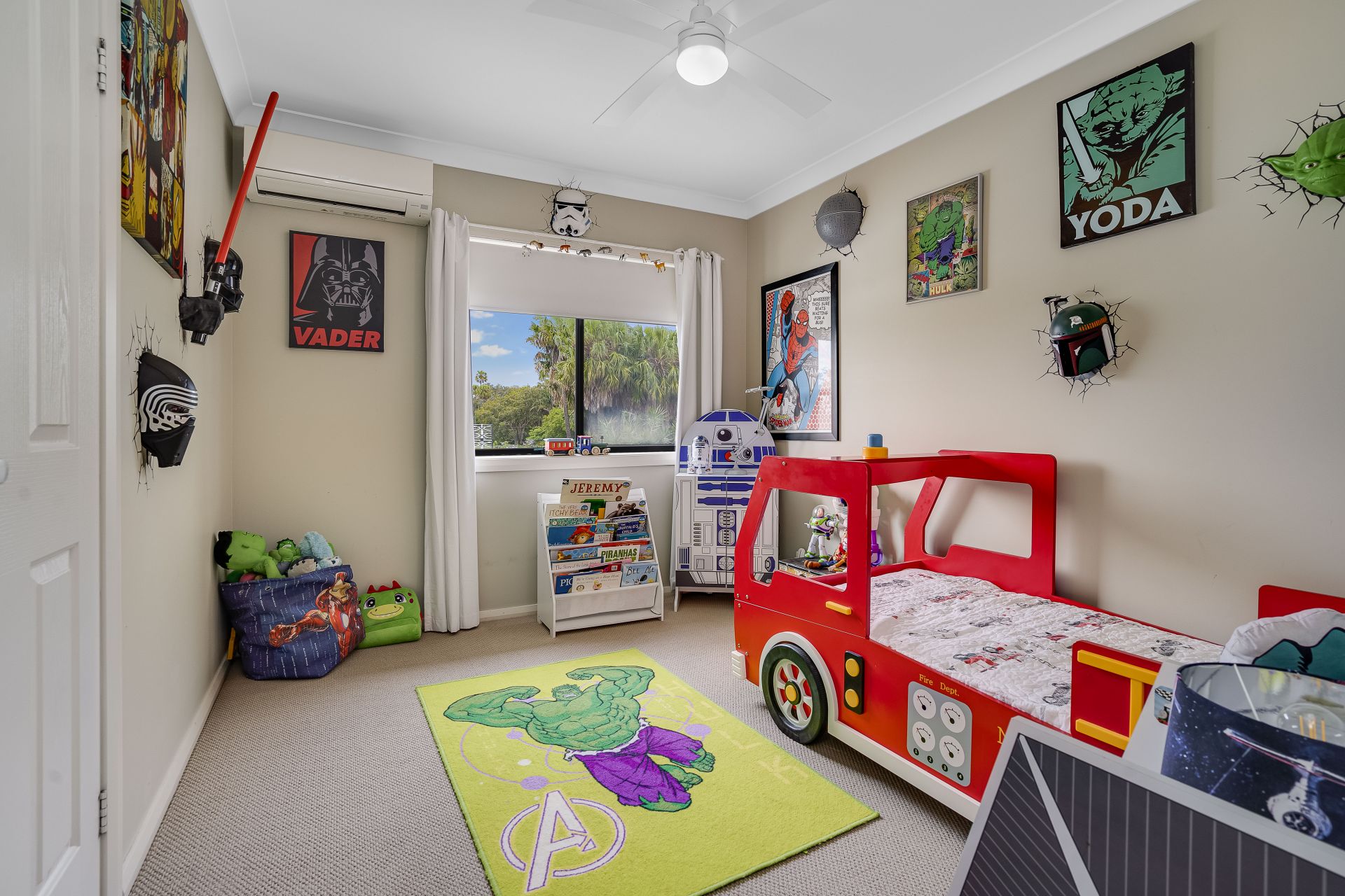 52 Lakeview Parade, Pelican McKiernan Real Estate