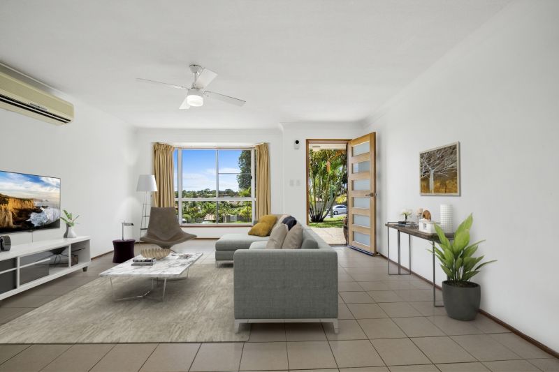 112 Pappas Way, Carrara - Thumbnail 3