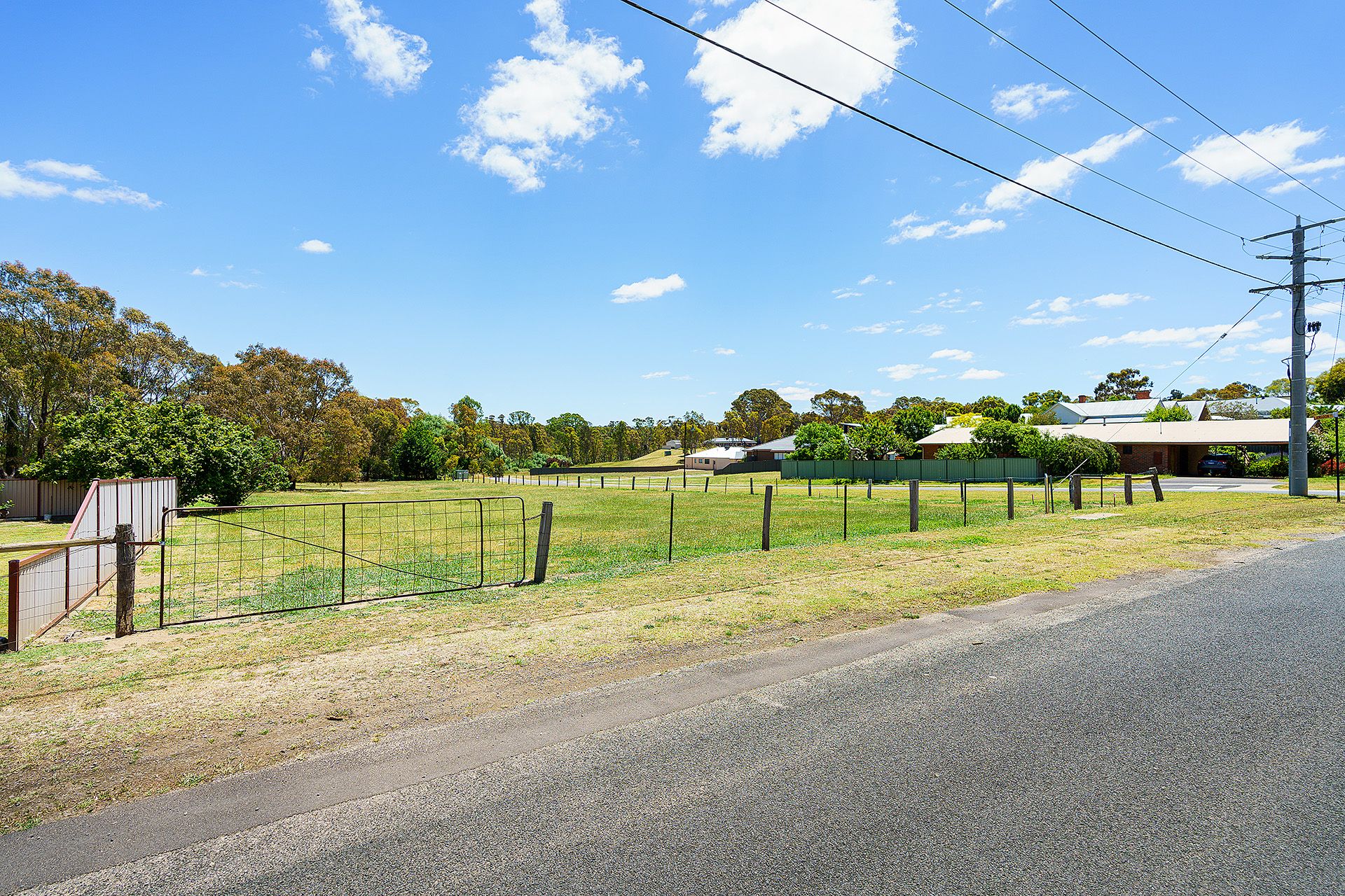 Lot 2, 7-9 Blakeley Road, Castlemaine - Thumbnail 4