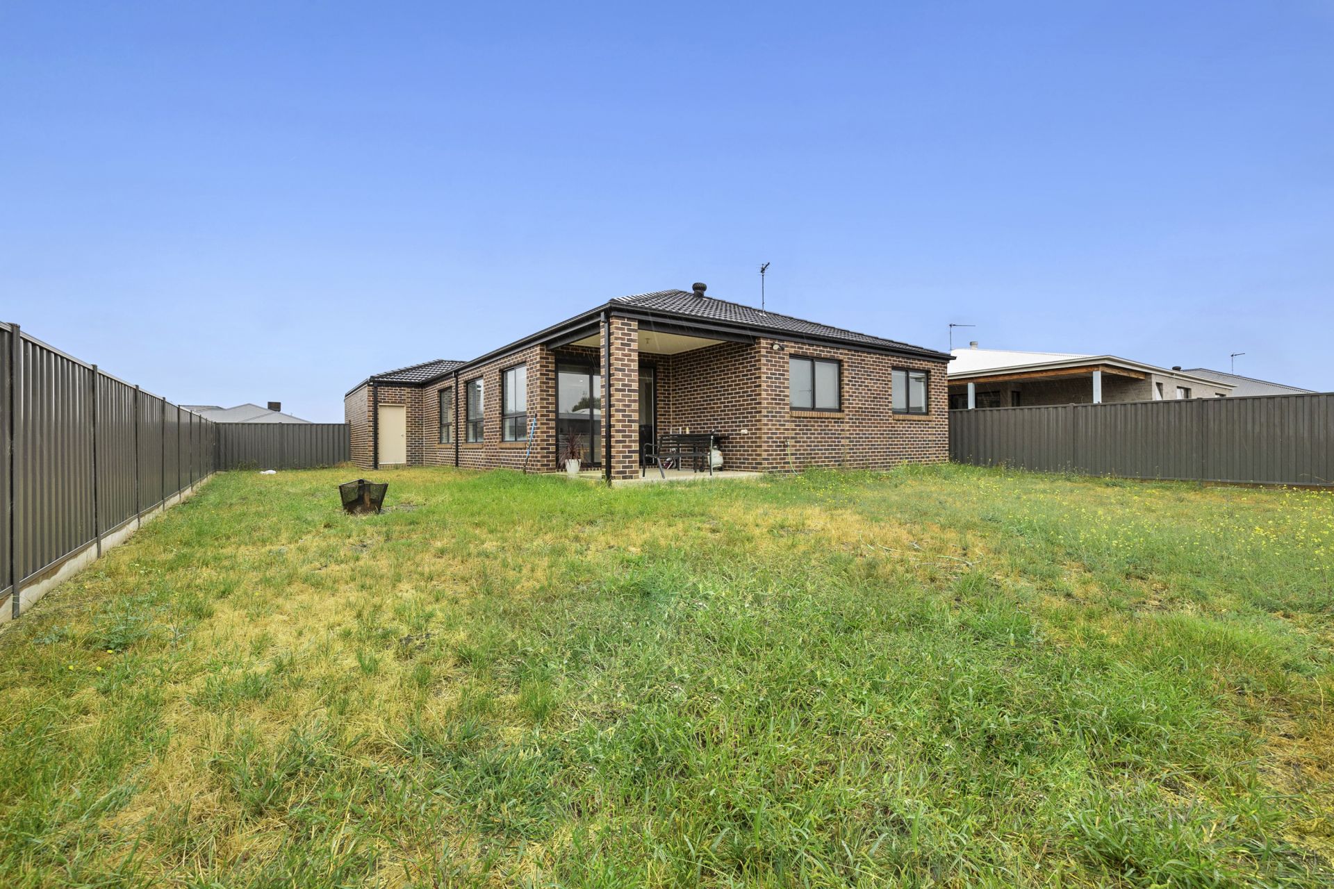 8 Mary Drive Alfredton VIC, Alfredton - Thumbnail 2