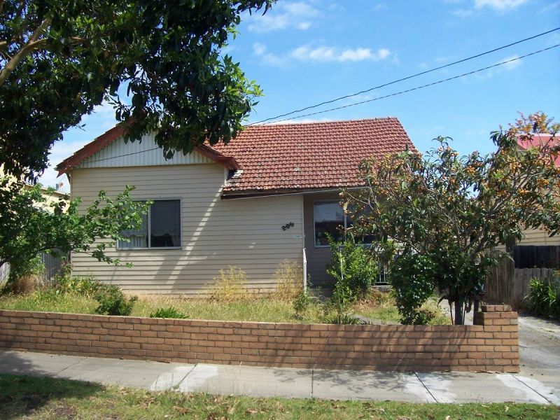 265 Raglan Street, Preston