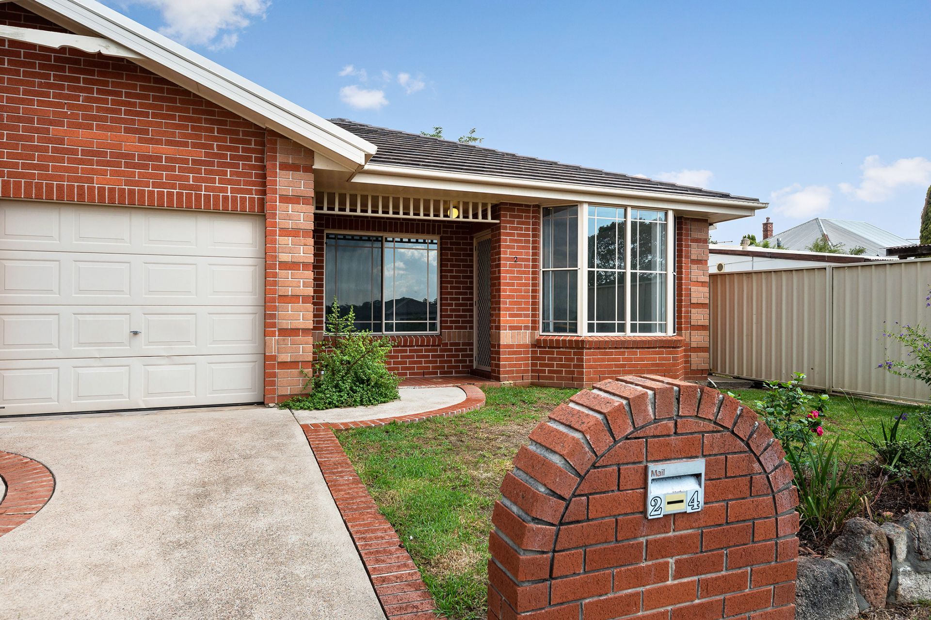 Real Estate For Lease 2/4 John Street Cessnock , NSW