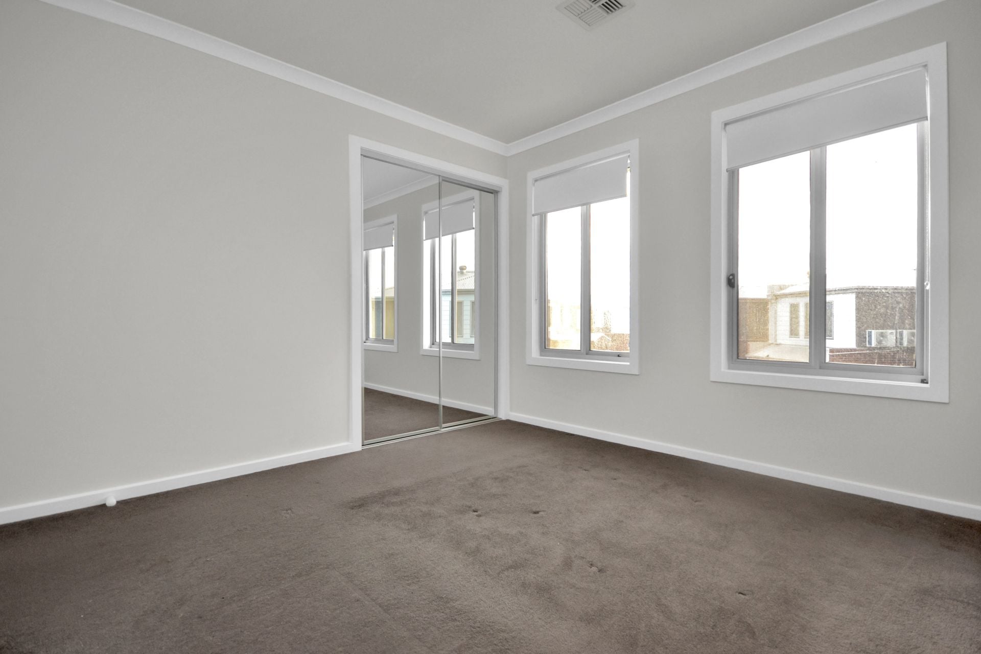 THREE BEDROOM CONTEMPORARY LIVING