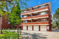 13/10-14 Burlington Road, Homebush