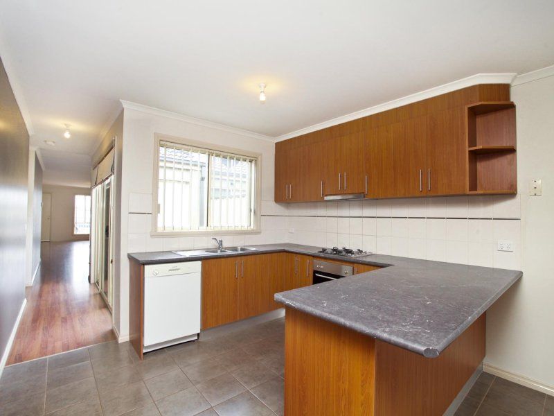 2/83 Allenby Road, Hillside - Thumbnail 3