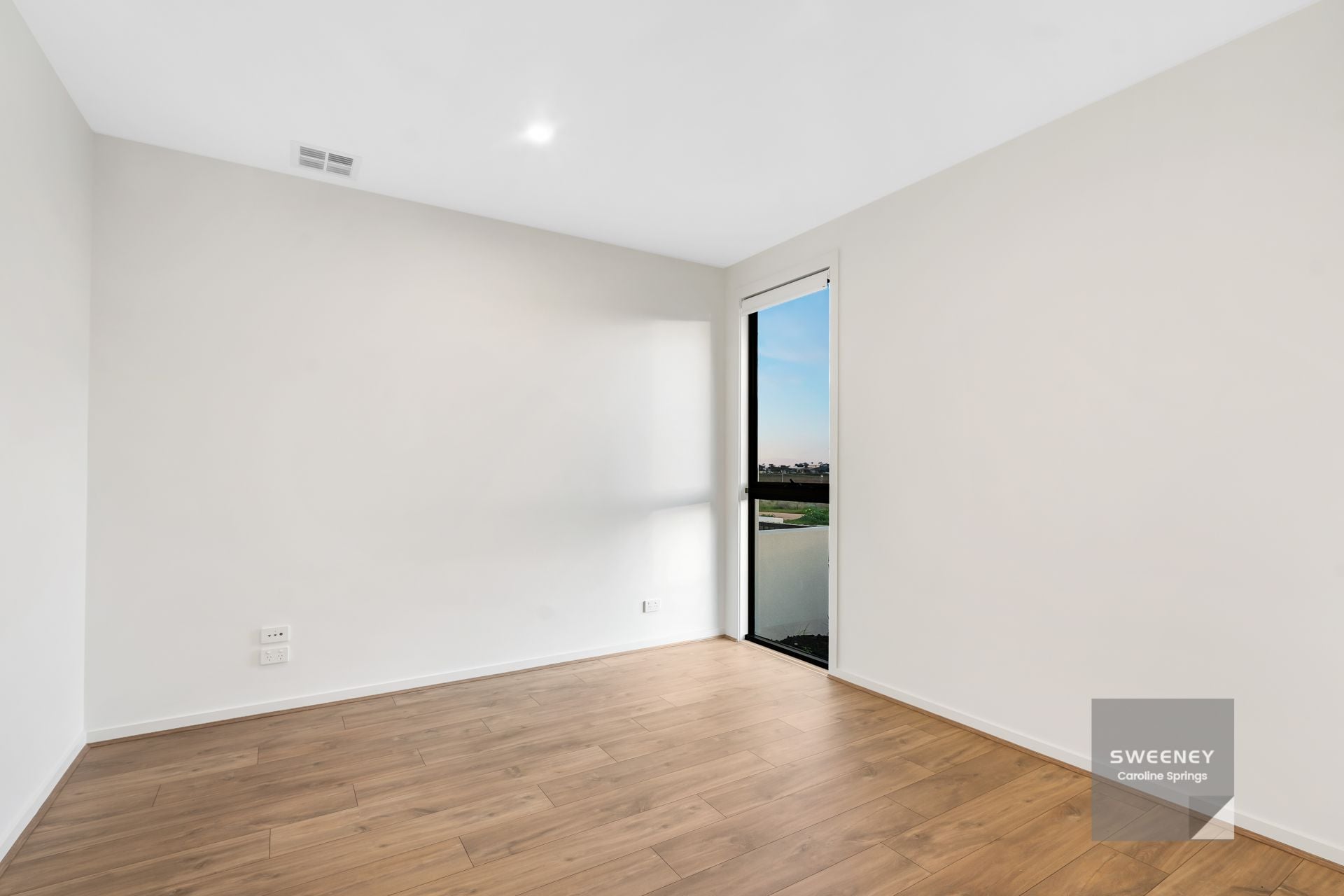 70 Featherwood Drive, Aintree - Thumbnail 6