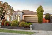 5 Castlereagh Street, Carrum Downs VIC