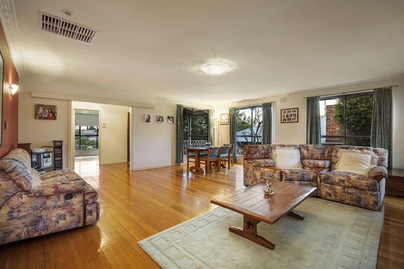 387 Mascoma Street, Strathmore Heights - Thumbnail 2