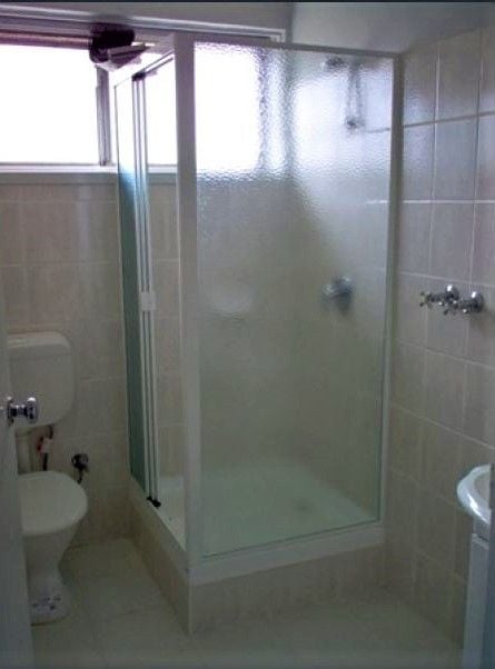 NEAT & TIDY TWO BEDROOM APARTMENT