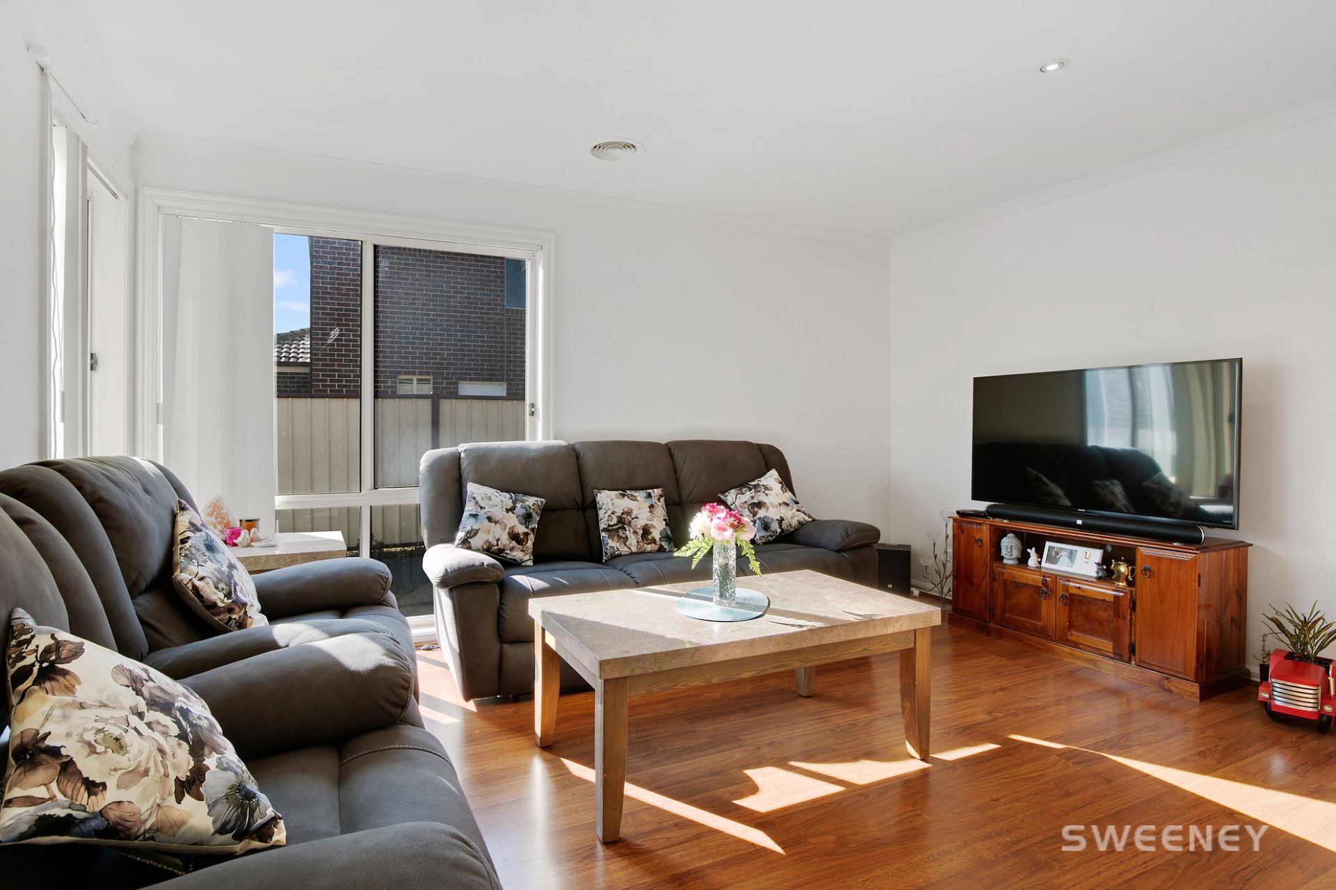 1/28 Kensington Crescent, Altona Meadows - Thumbnail 3