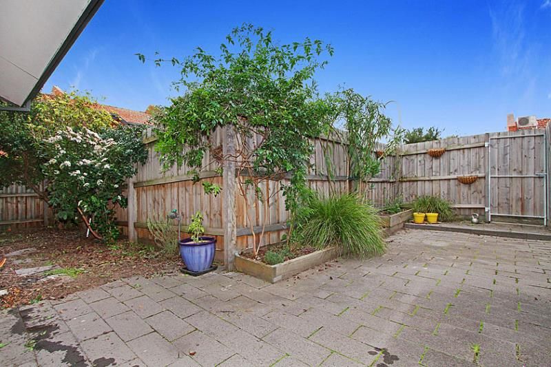 A Gorgeous Home In Northcote