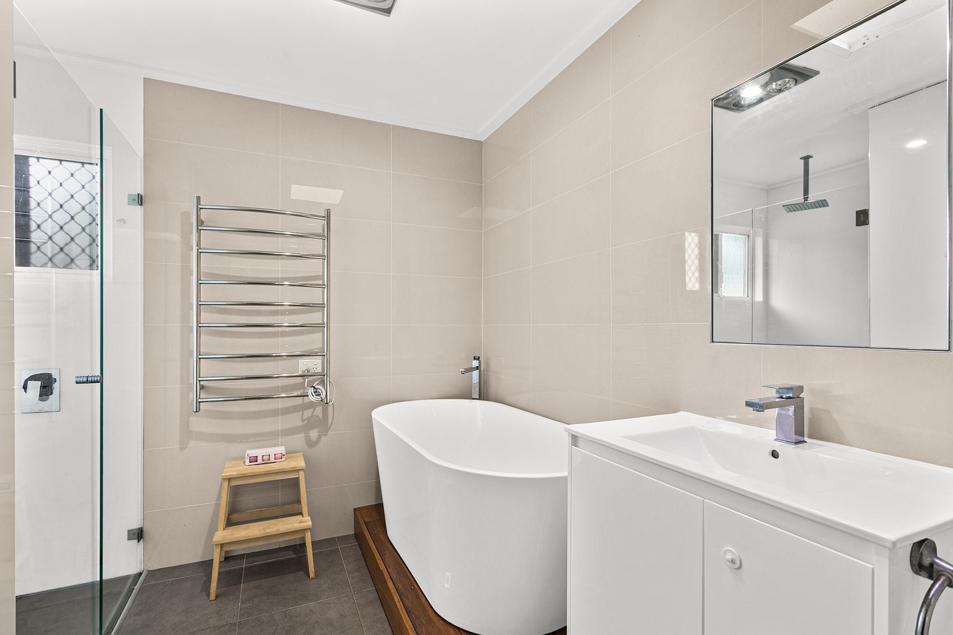 12 Glencorse Avenue Milperra NSW, Milperra - Thumbnail 5