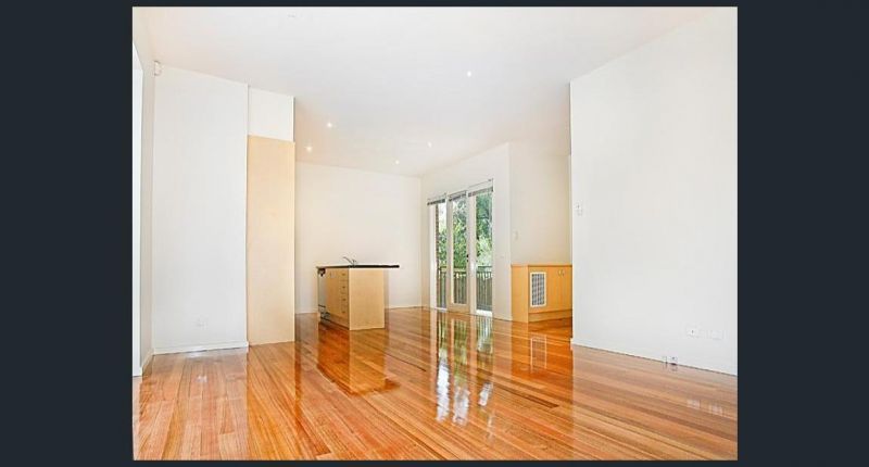 1/555 Waverley Road, Malvern East - Thumbnail 4
