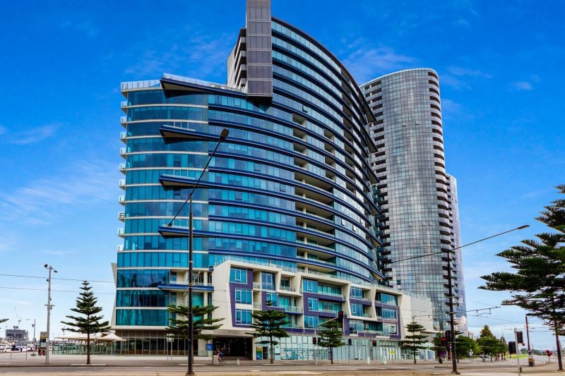 211/2 New Quay Promenade, Docklands - Thumbnail 2