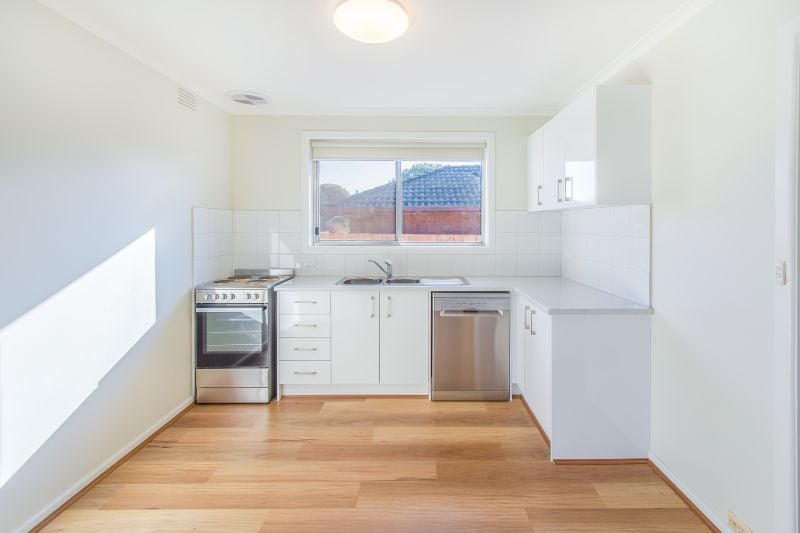 4/92 Thackeray Road, Reservoir