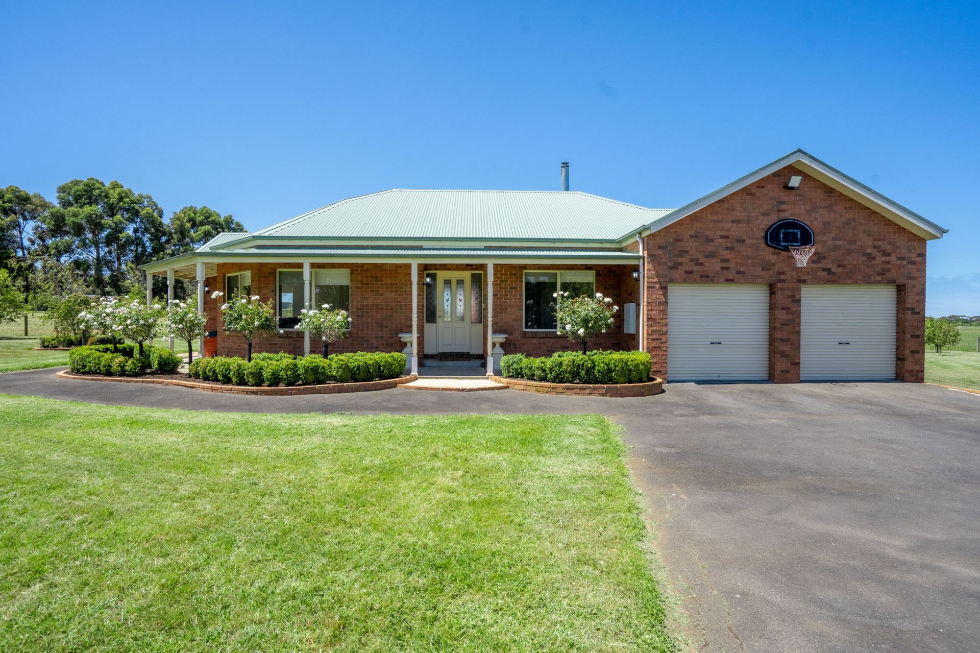 37 Kiaman Close, Bushfield Luke Williams Real Estate