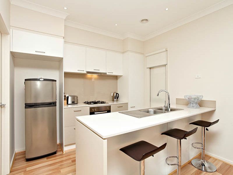 30 Eloura Circuit, Taylors Hill - Thumbnail 3