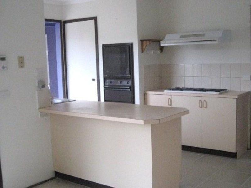 CENTRALLY LOCATED FAMILY HOME!