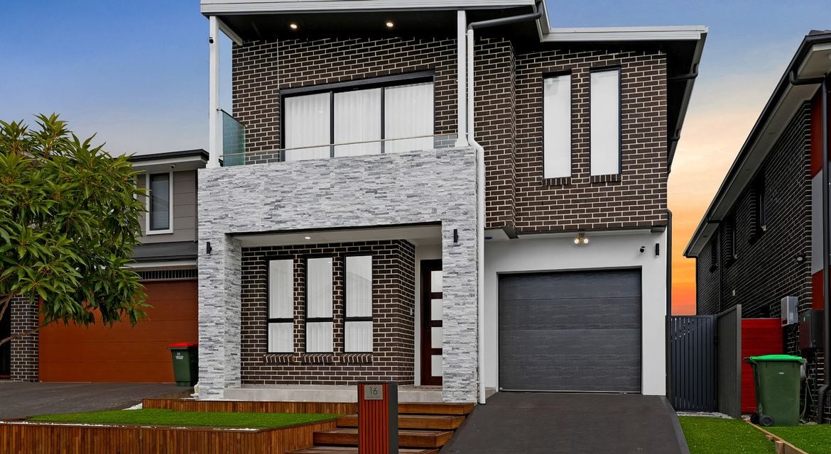 Denham Court 16 Bracken Drive