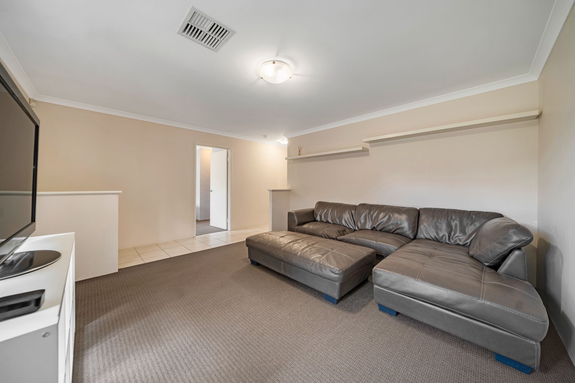 2 Bain Square, Forrestfield