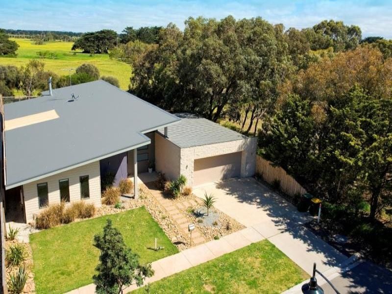 13 Mooroopna Court BARWON HEADS VIC, Barwon Heads - Thumbnail 2