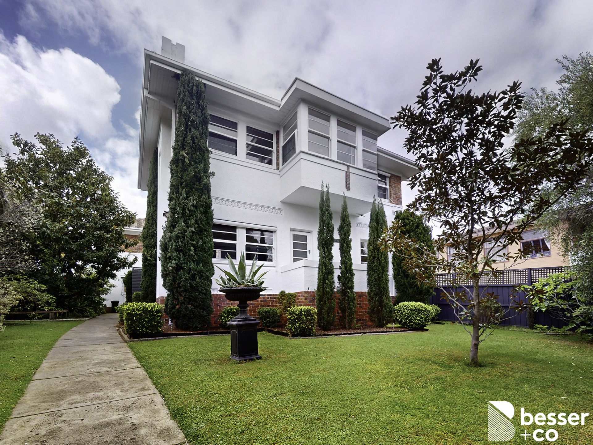 2/2 Chaddesley Avenue, St Kilda East - Thumbnail 2