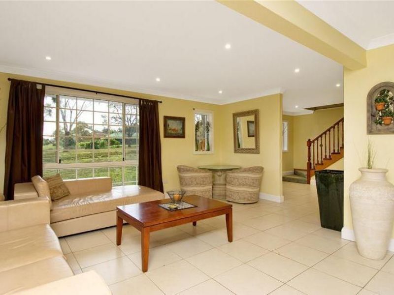 1 Gundawarra Place, Kenthurst - Thumbnail 5