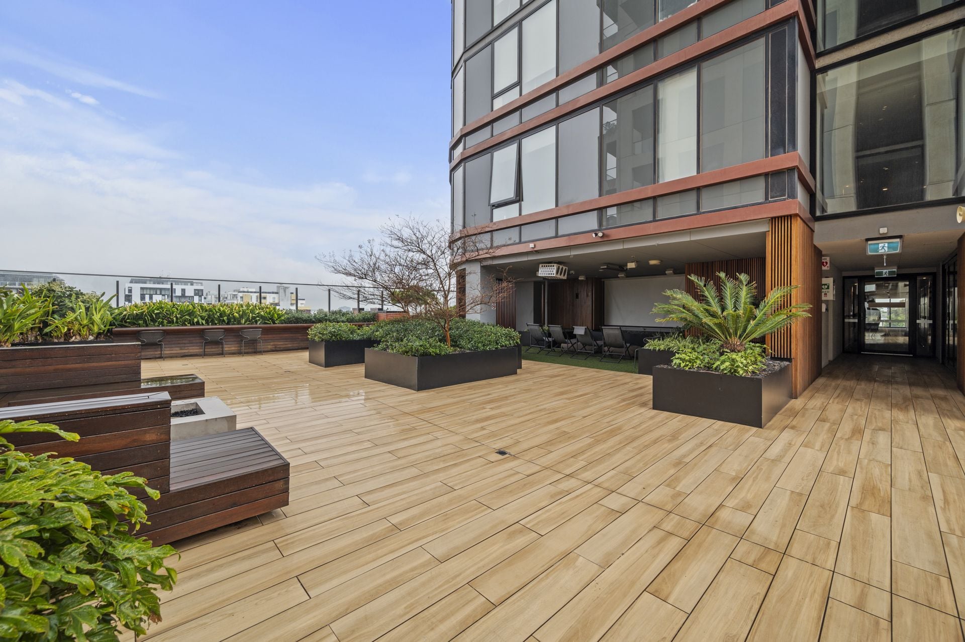 Spacious Apartment with Exclusive Amenities!