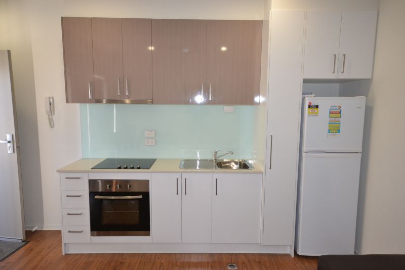 5/667 Plenty Road, Reservoir